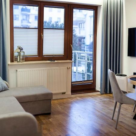 Apartament Jelitkowski Dwor 格但斯克 外观 照片